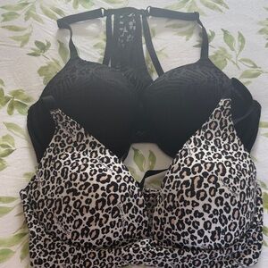 2 victorias secret bras size 32dd